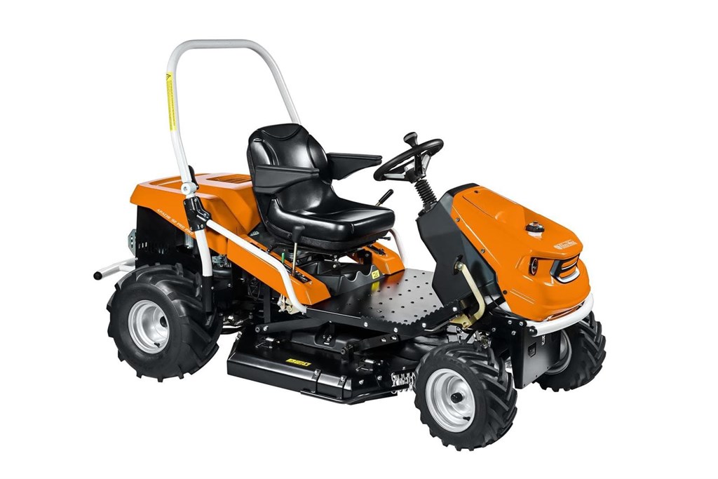 Foto 1 TRACTOR DESBROZADOR 